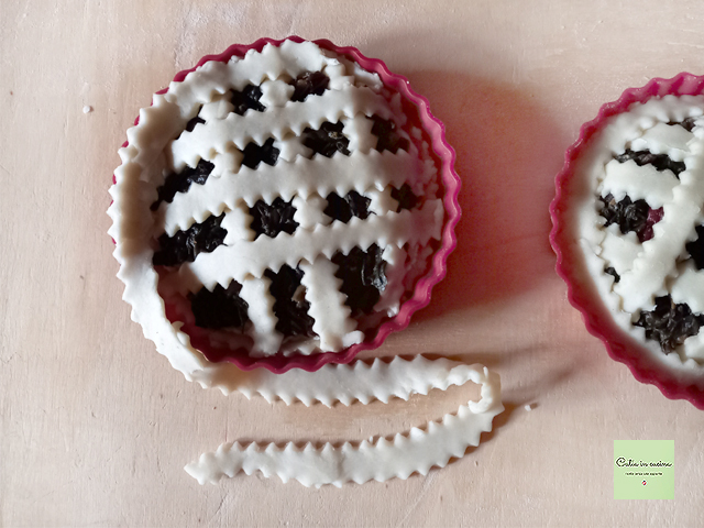 mini pies with wild greens