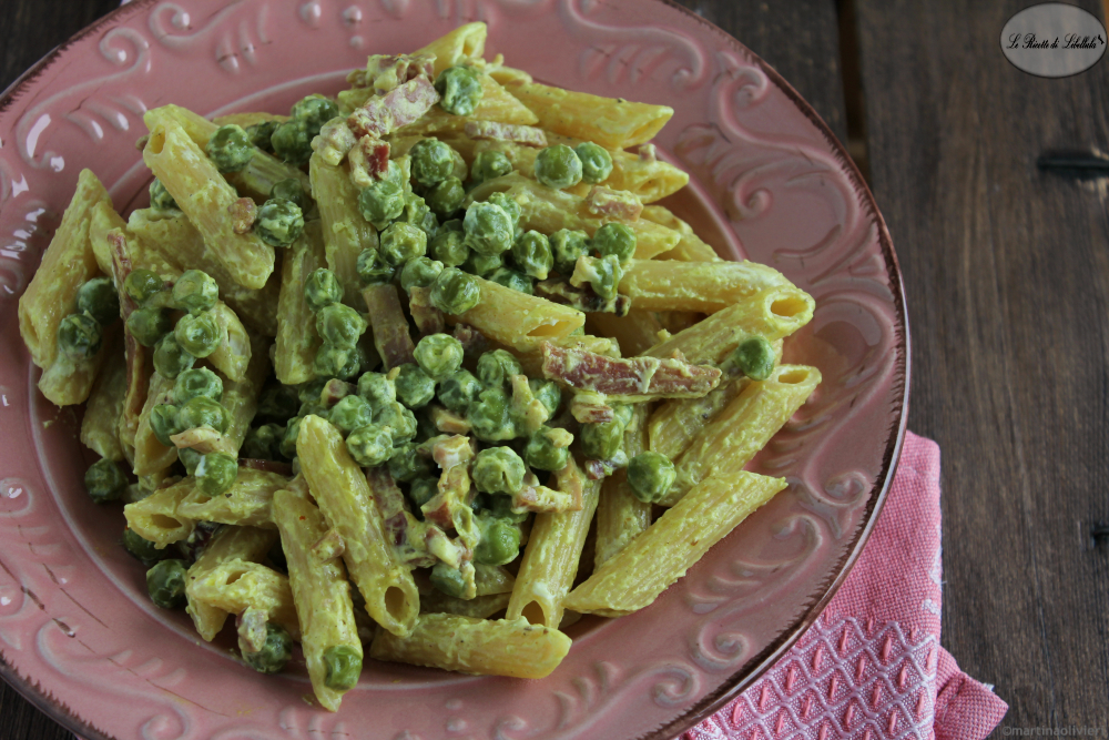 Pasta with Peas and Speck