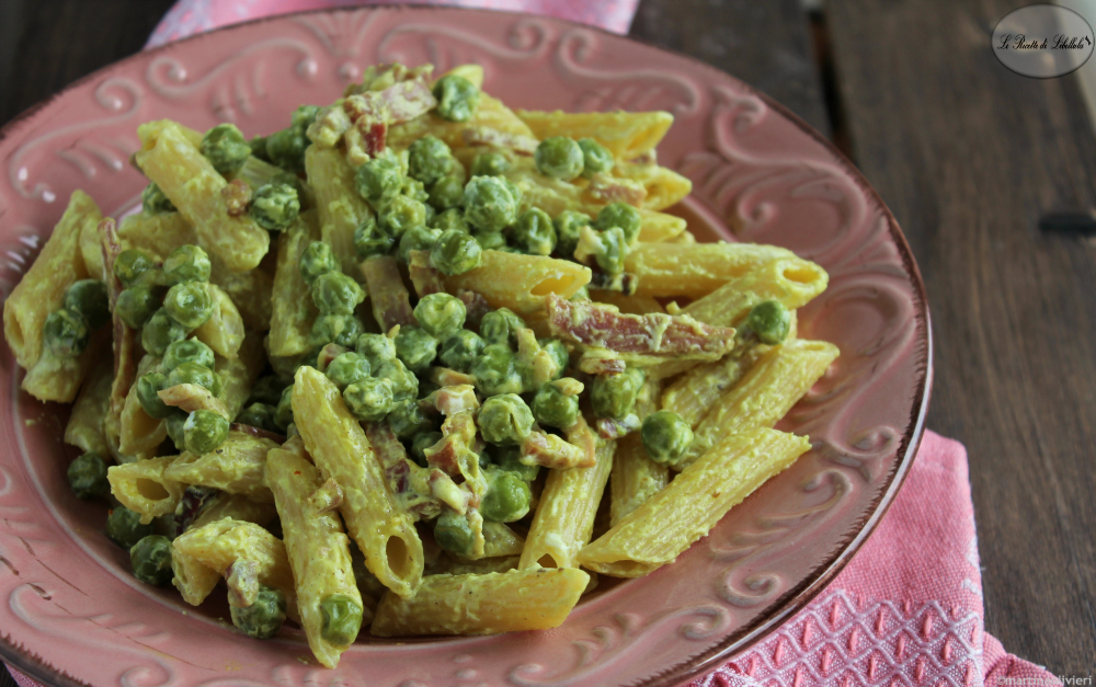 Pasta with Peas and Speck