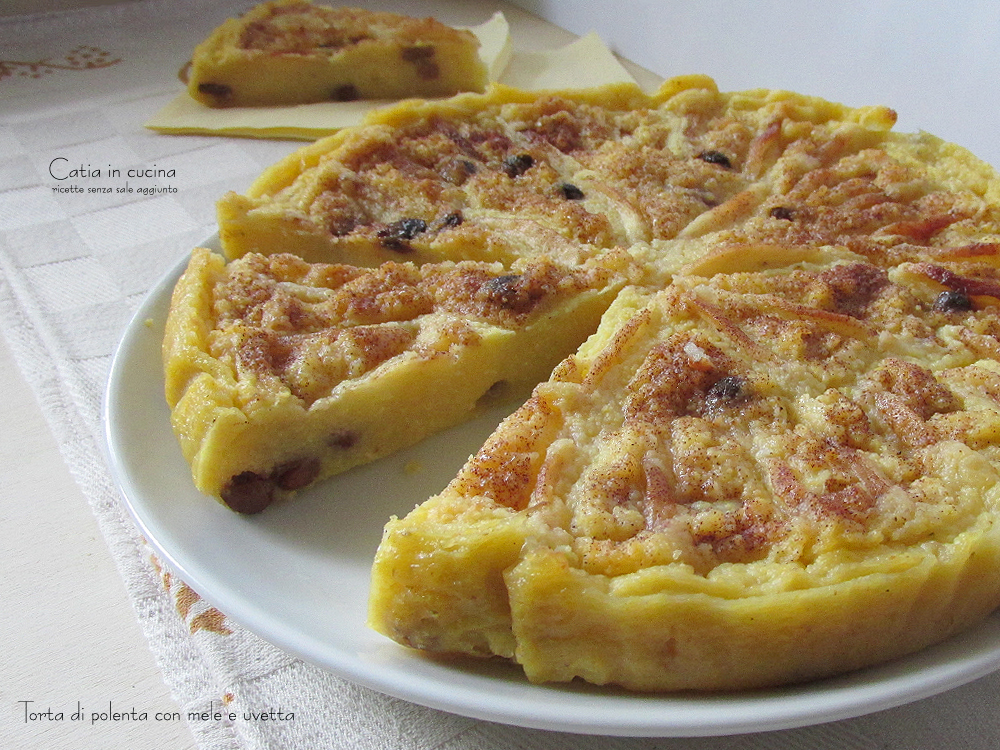 polenta cake with apples and raisins
