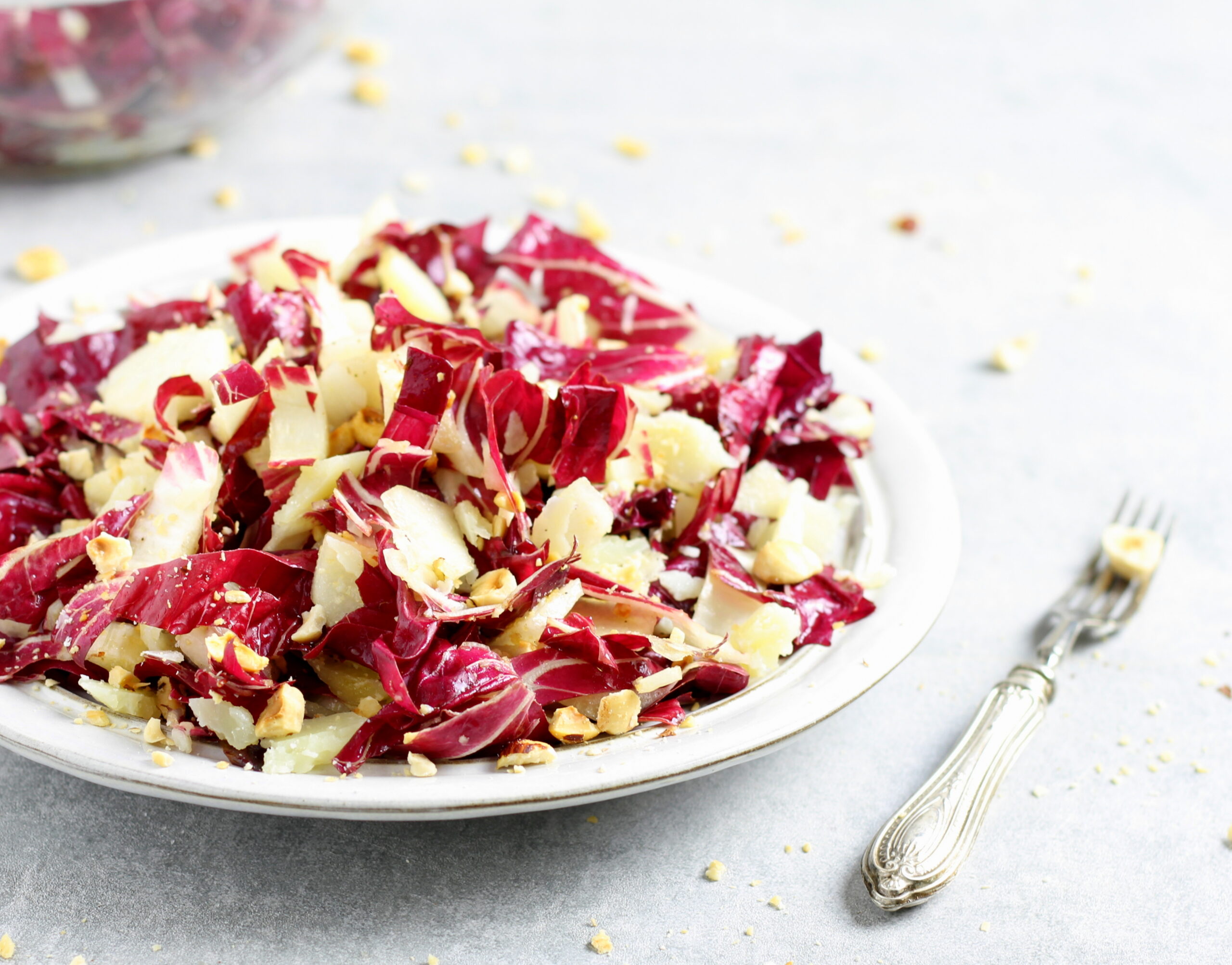 Radicchio and Pear Salad with Pecorino Shavings: The Captivating Contrast