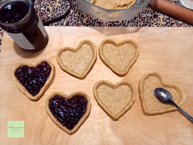 shortcrust hearts with jam