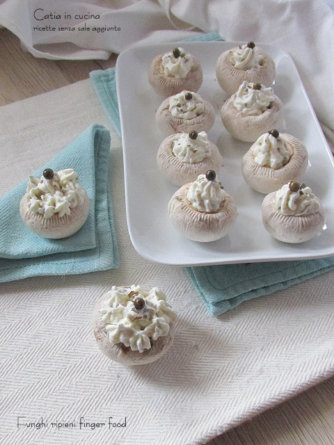 stuffed mushrooms finger food