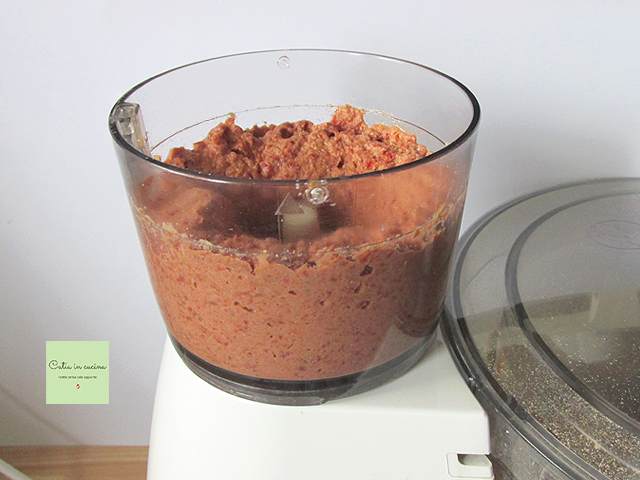 sun-dried tomato and tofu pesto