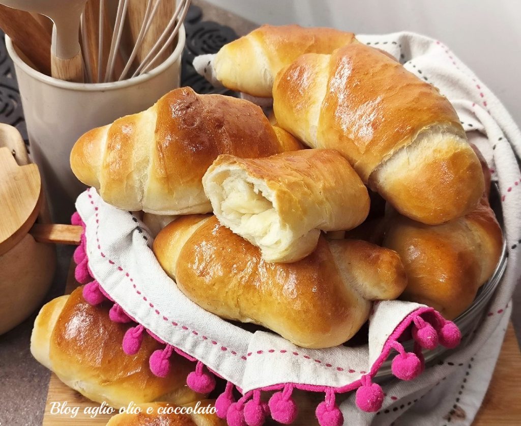 super soft cloud egg white buns