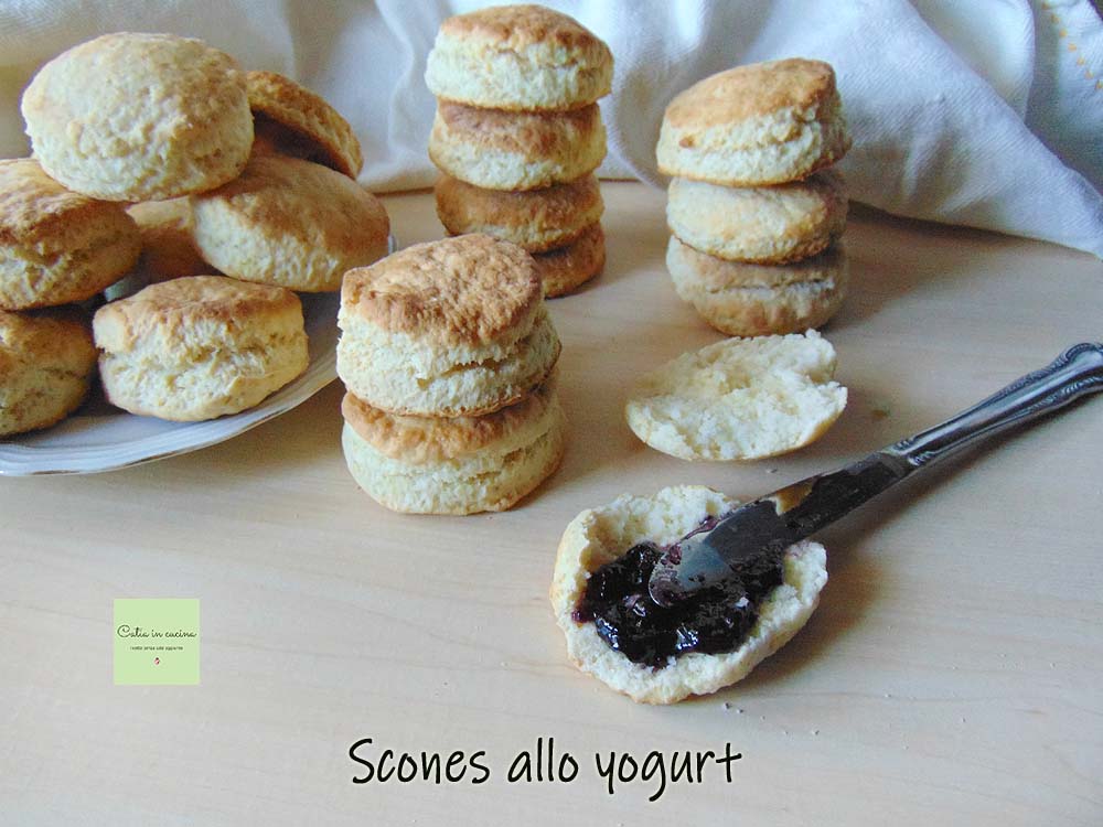 yogurt scones with jam