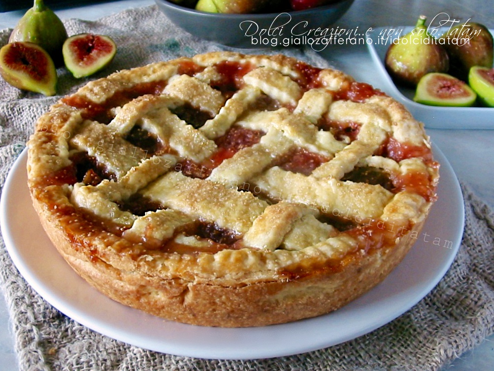 Cake with Fresh Figs, Lemon Scented and with Lattice