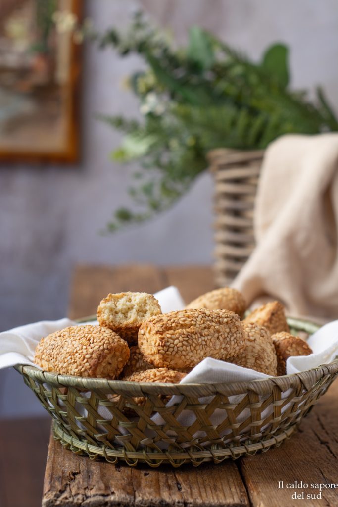 Sicilian sesame seed cookies (Reginelle)