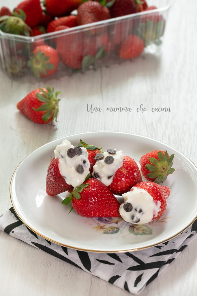 Chocolate Chip Stuffed Strawberries