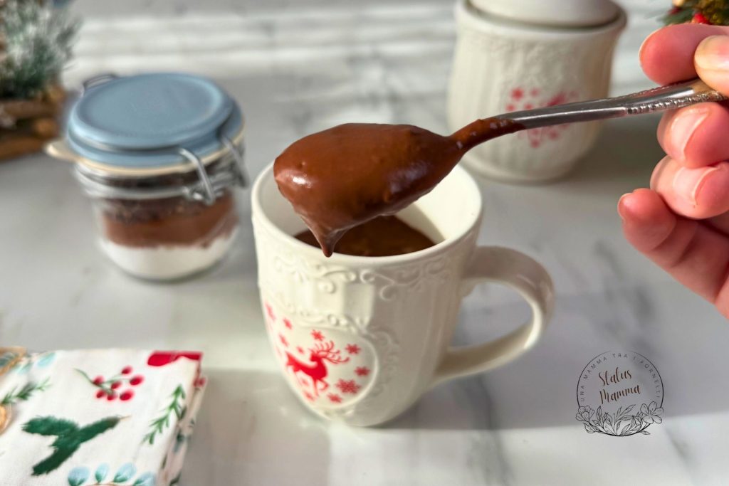 Hot Chocolate Mix in a Jar: The Perfect Homemade Gift