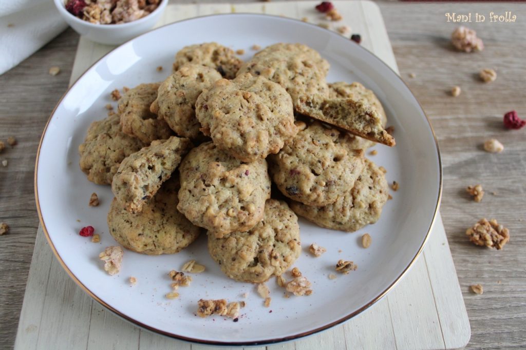 Cookies with Berry Granola