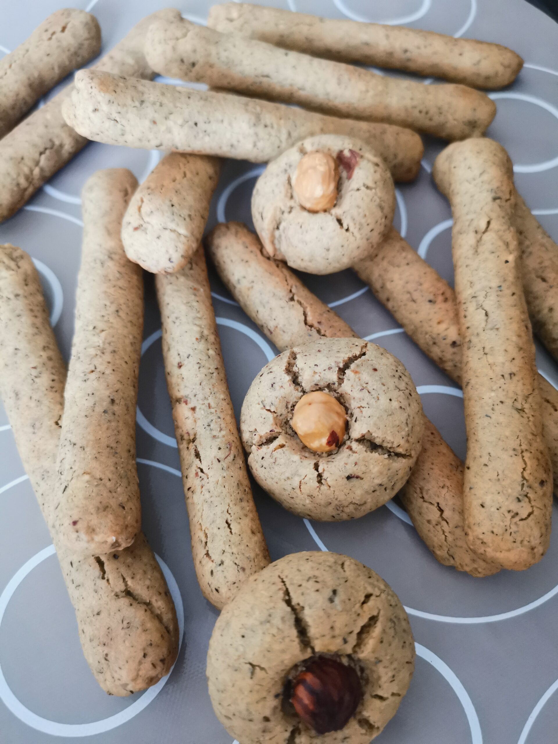 Hazelnut and Buckwheat Cookies