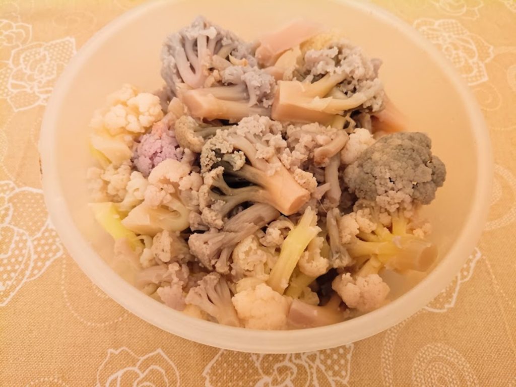 Boiled and Seasoned Cauliflower