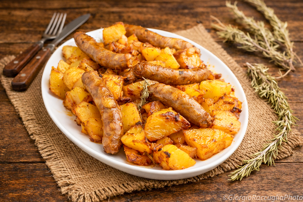 Sausage and Potatoes alla Pizzaiola Baked Recipe