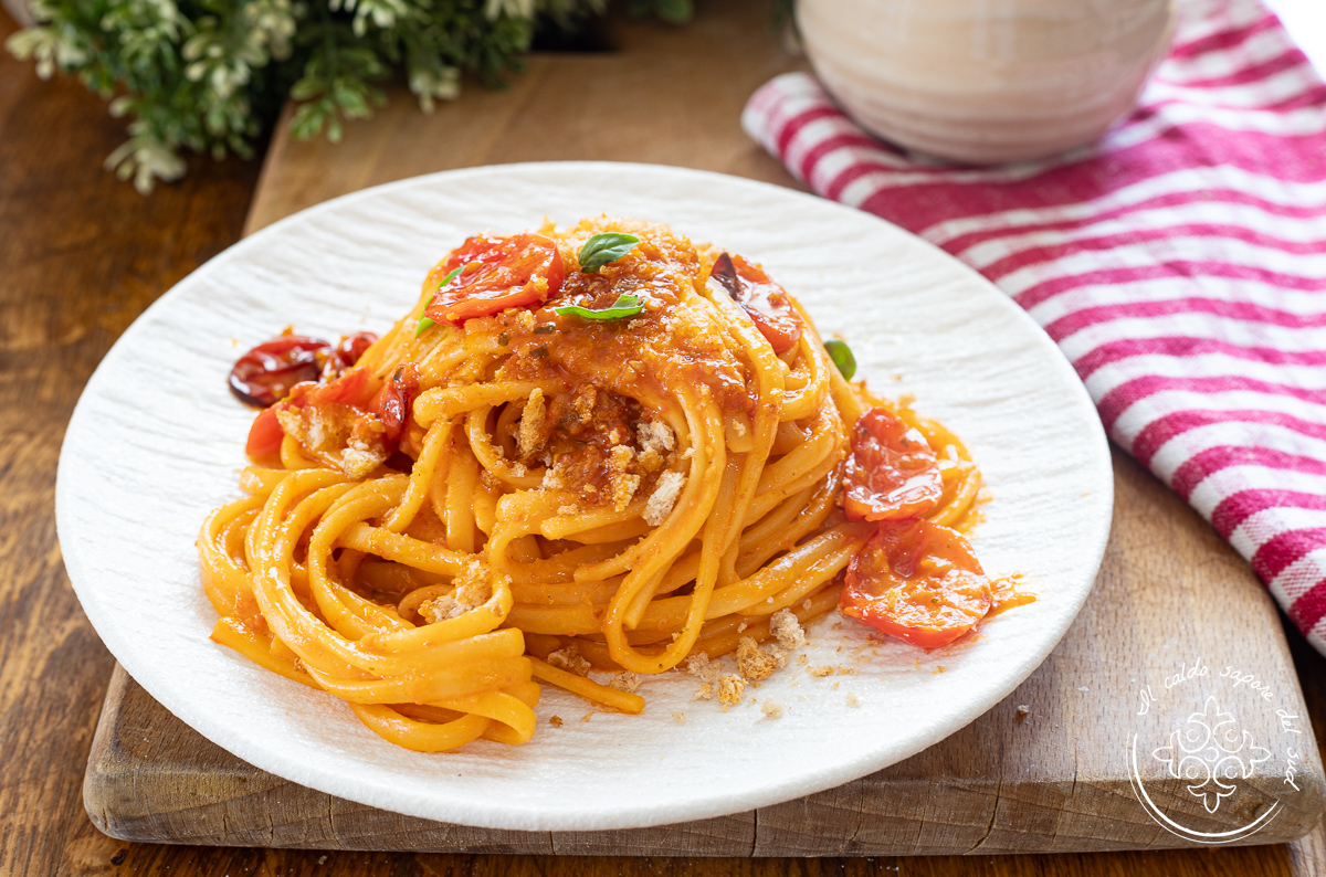 Pasta with Butter and Cherry Tomatoes