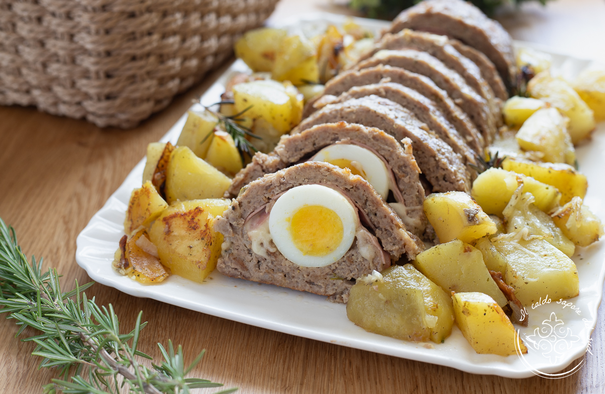 Oven-baked meatloaf with potatoes