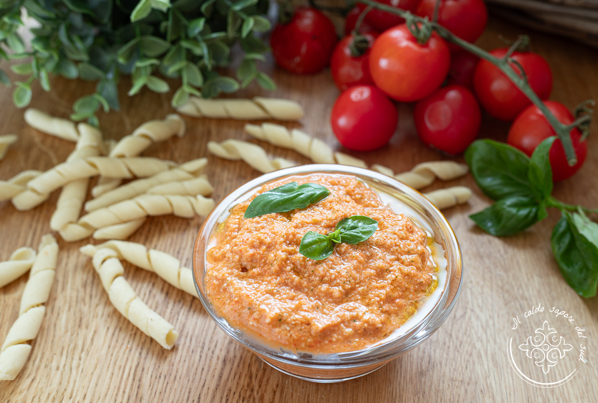 Trapani-style Pesto (PASTA CU’ L’AGGHIA PISTATA)