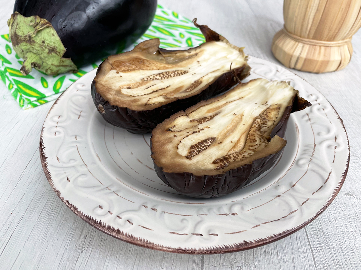 Whole Baked Eggplants