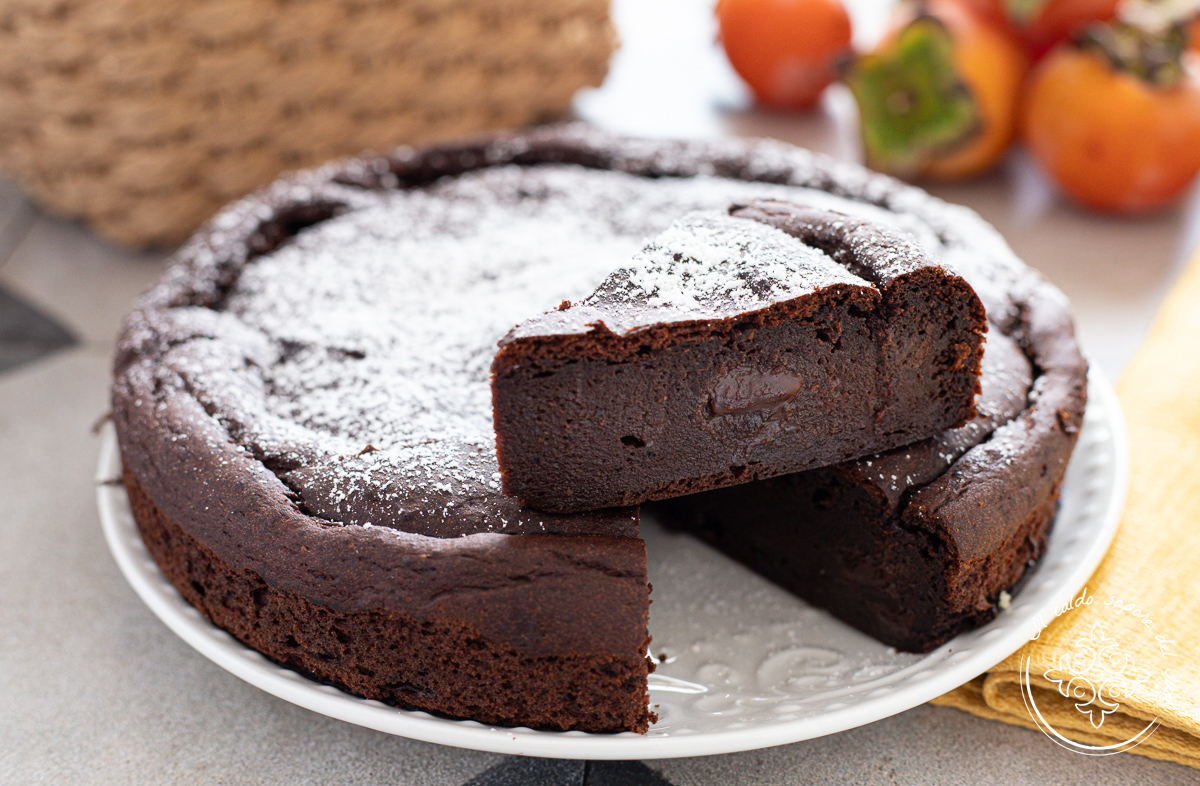 Persimmon and Chocolate Cake