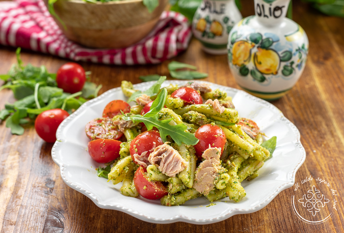 Cold Pasta with Arugula Pesto