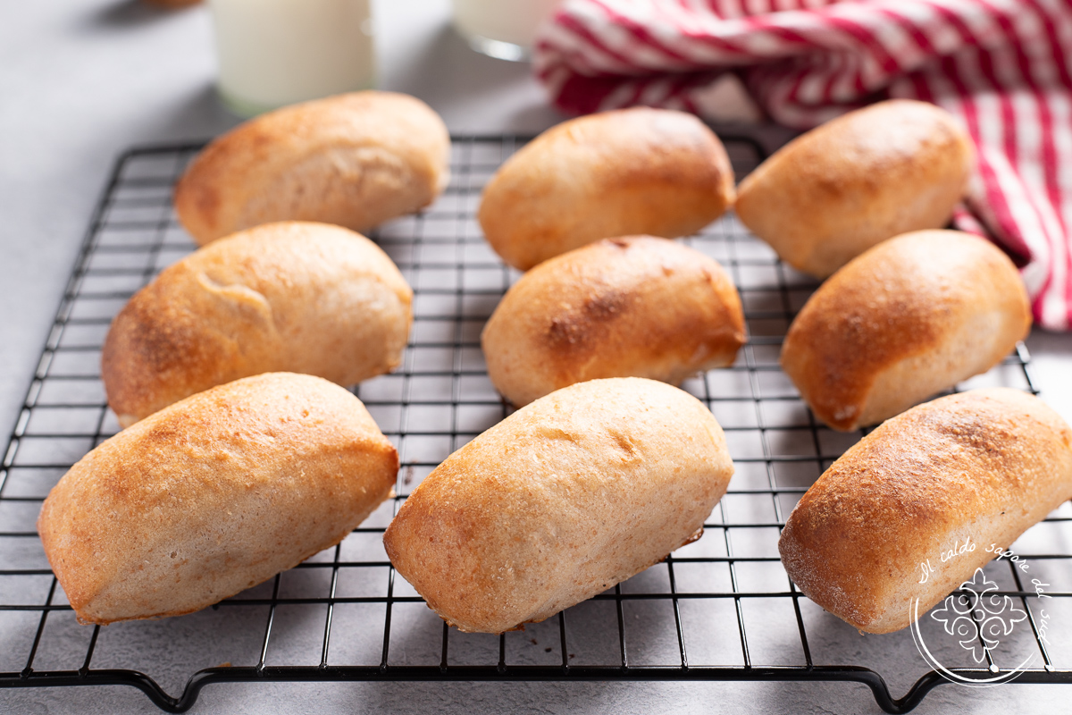 Whole-Wheat Milk Rolls