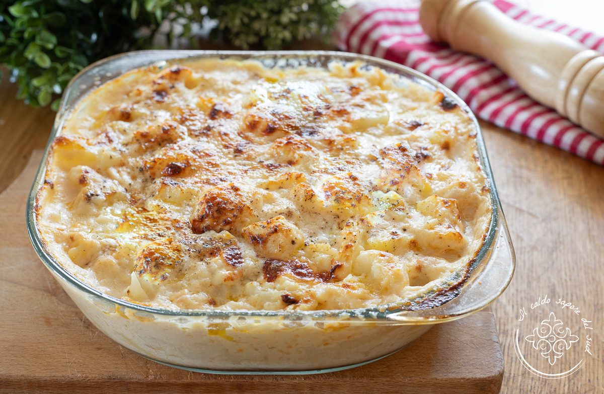 Cauliflower and Potatoes Au Gratin (Baked)