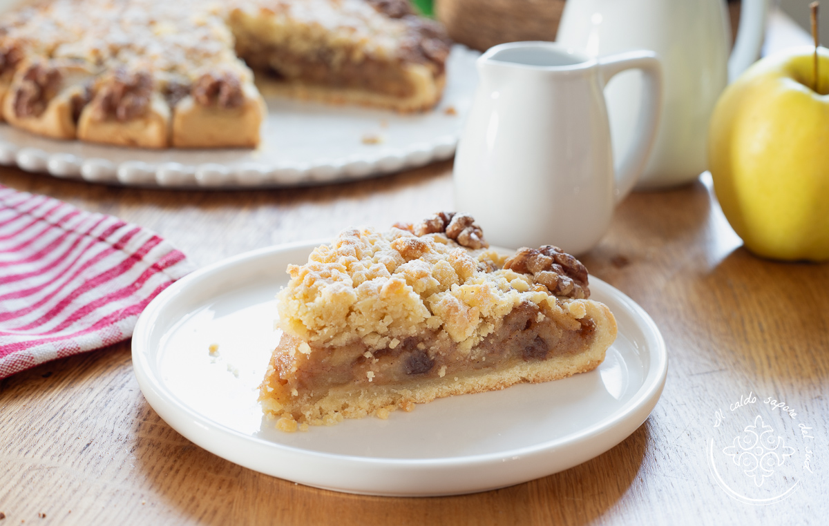 Apple and Walnut Crumble Tart