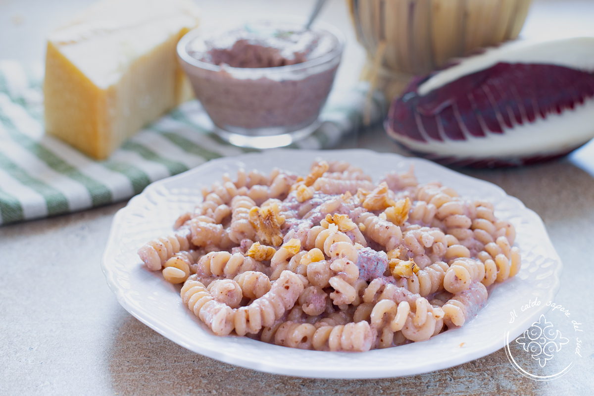 Pasta with Radicchio Cream
