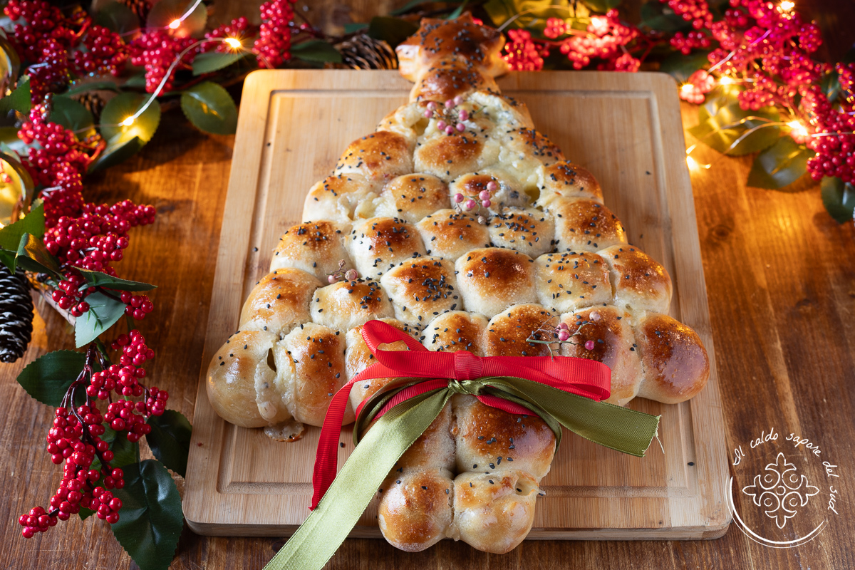 Christmas Tree with Pizza Dough
