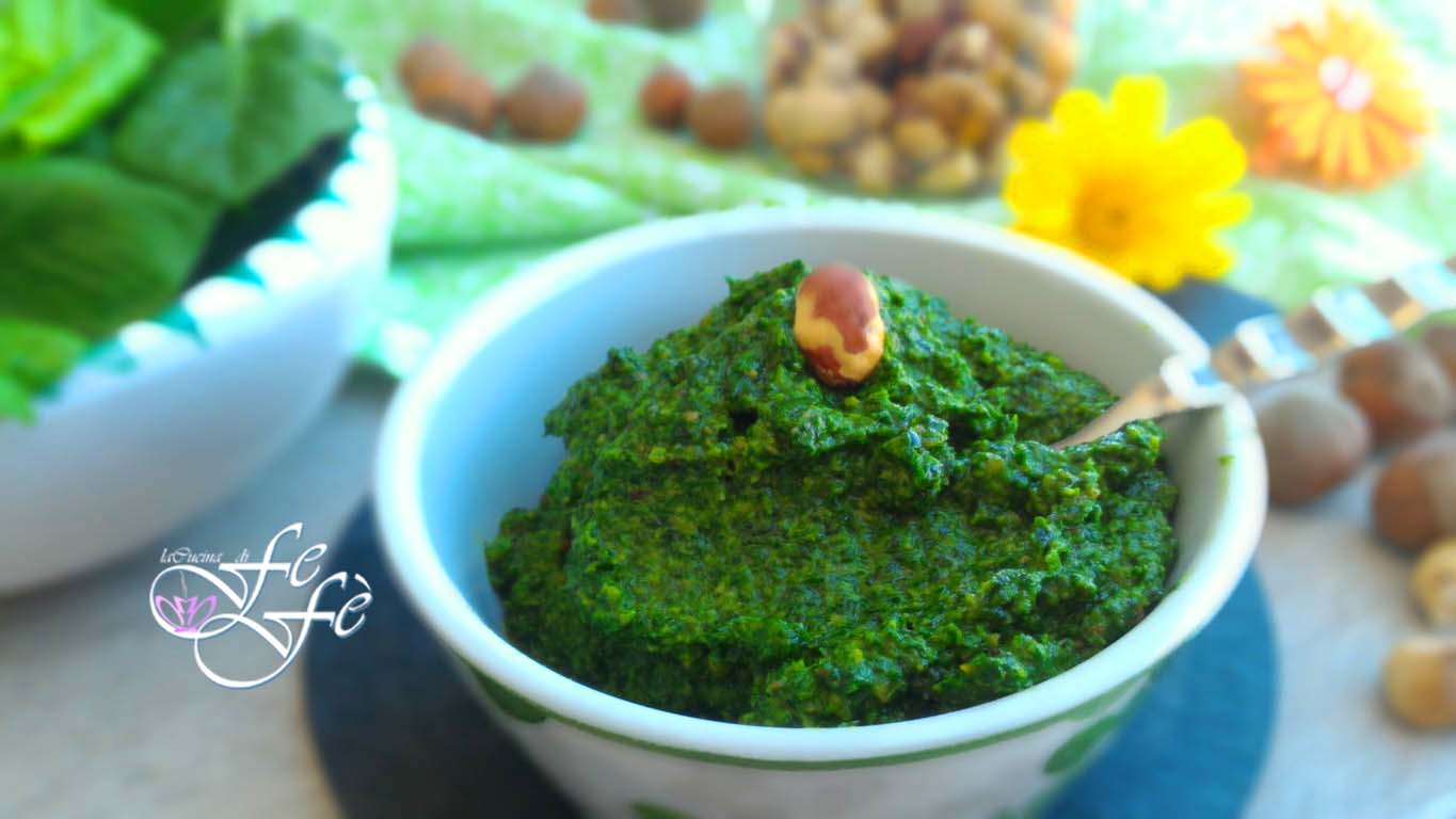 SPINACH AND HAZELNUT PESTO
