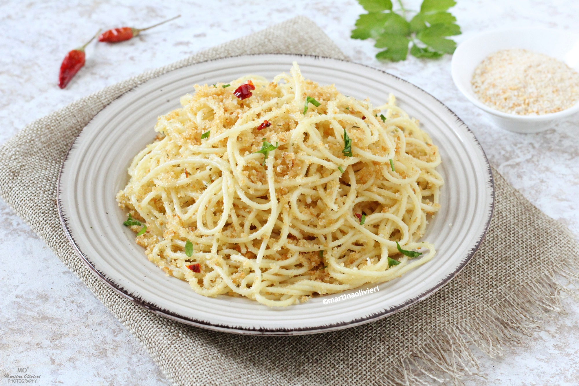 Pasta with Garlic, Oil, Chili Pepper, and Breadcrumbs