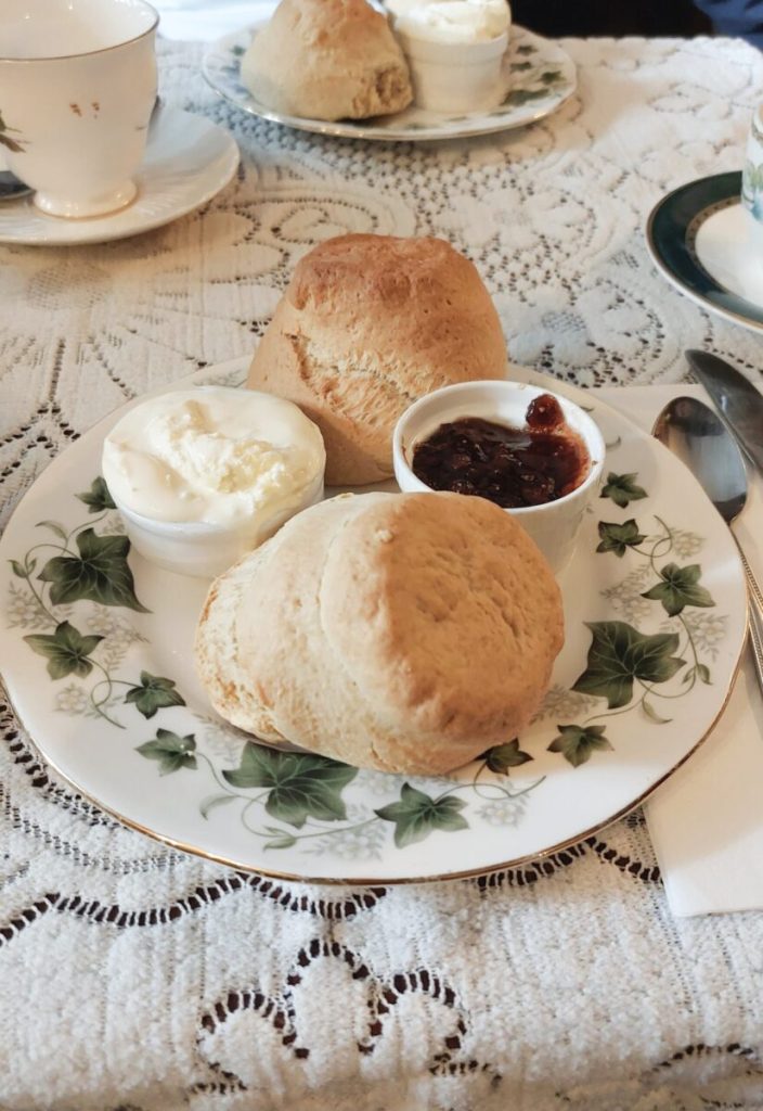 Scones with goji berries