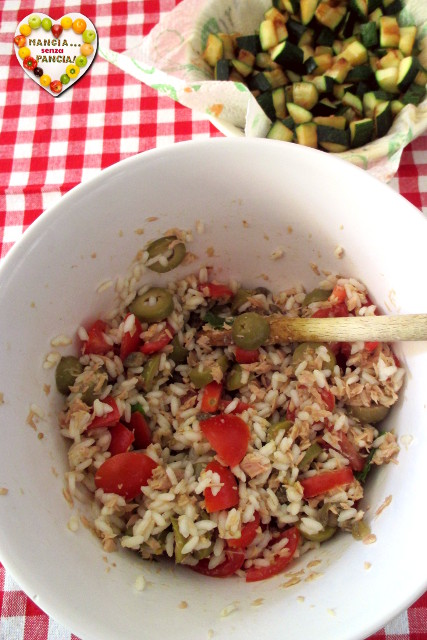 Stuffed Peppers with Tuna and Rice, Eat Without a Belly