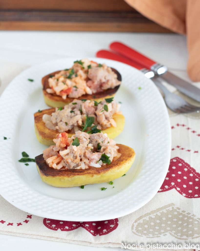 Stuffed potato boats without oven