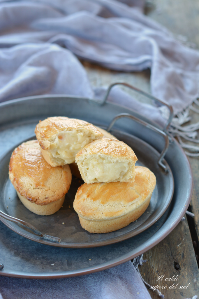 Pasticciotto from Lecce original recipe with lard