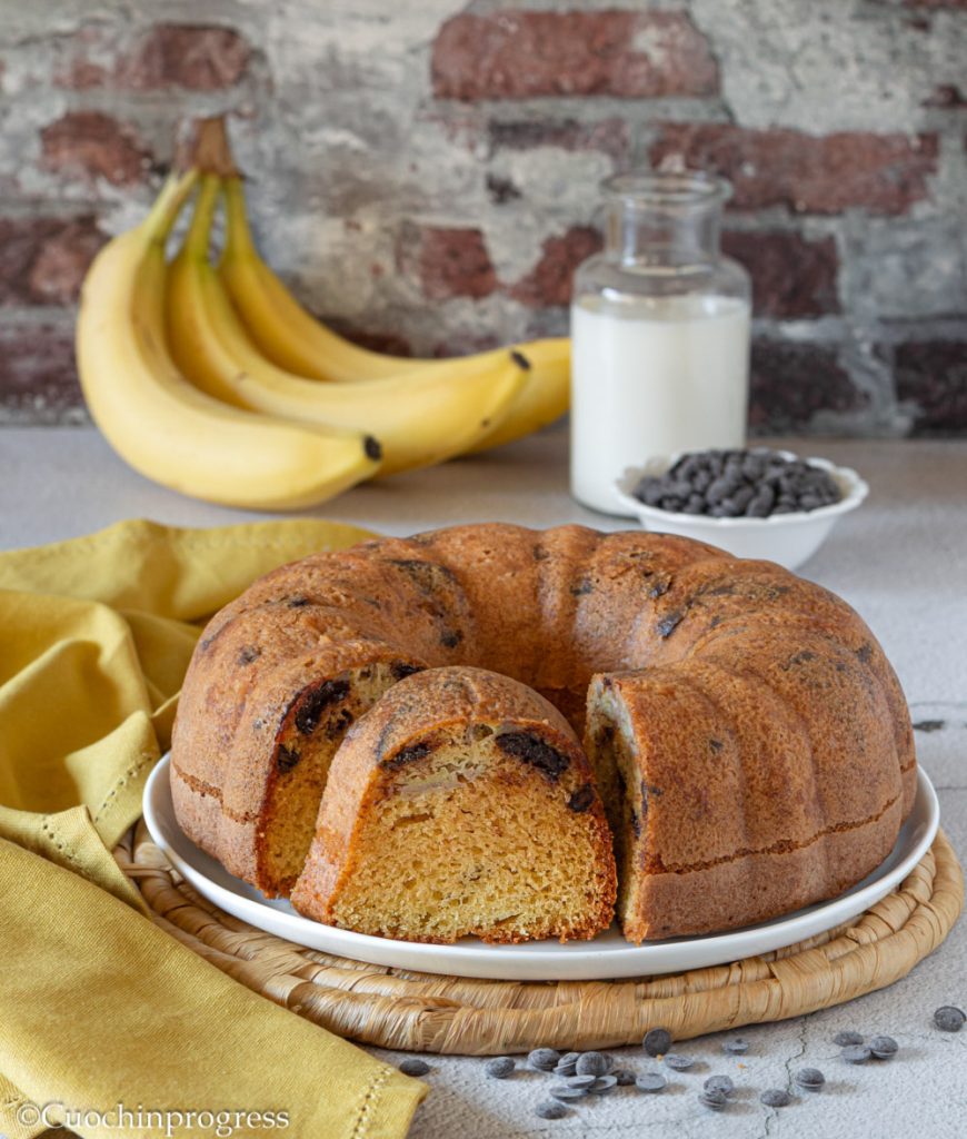 banana and chocolate cake