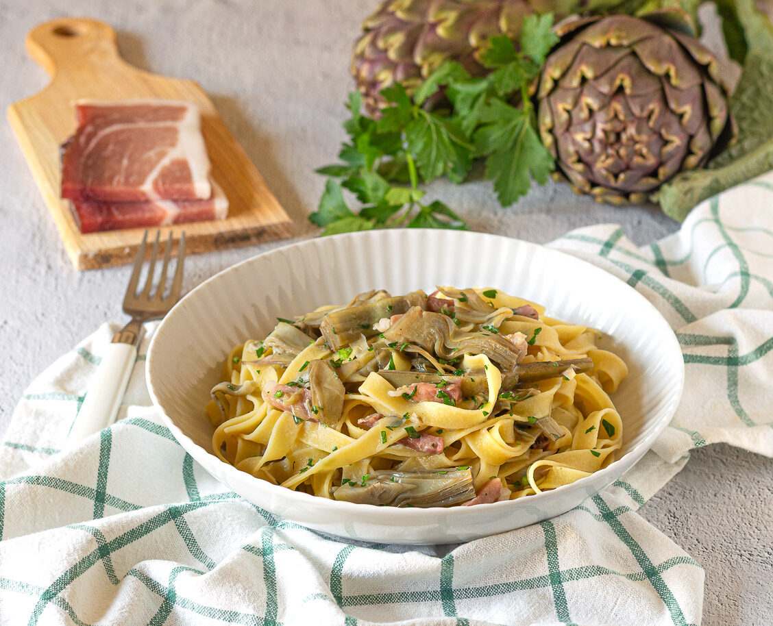 Fettuccine with Artichokes and Speck