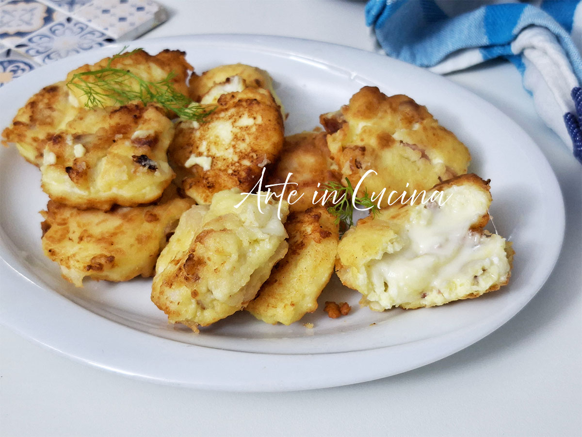 FRIED RICOTTA AND STRACCHINO BOMBS
