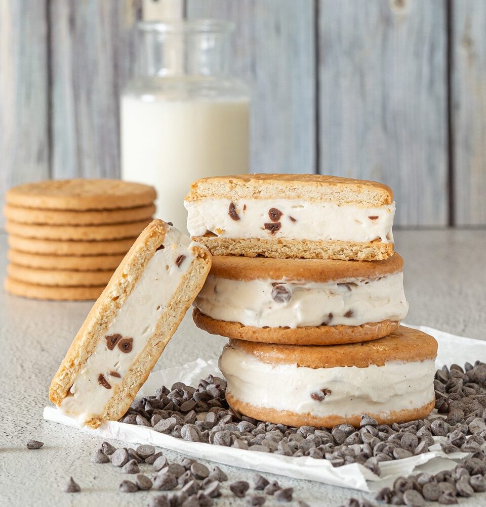 Ice Cream Cookies with Milk and Chocolate Cream