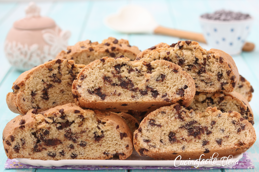 Large Chocolate Chip Cookies