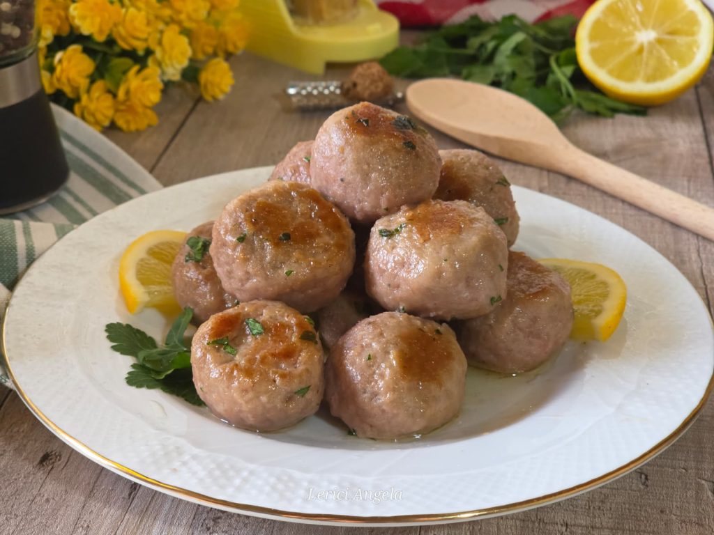Creamy Meatballs with White Wine