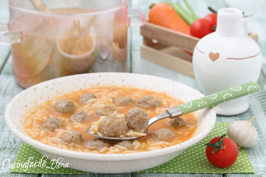 Pasta with Meatballs in Broth