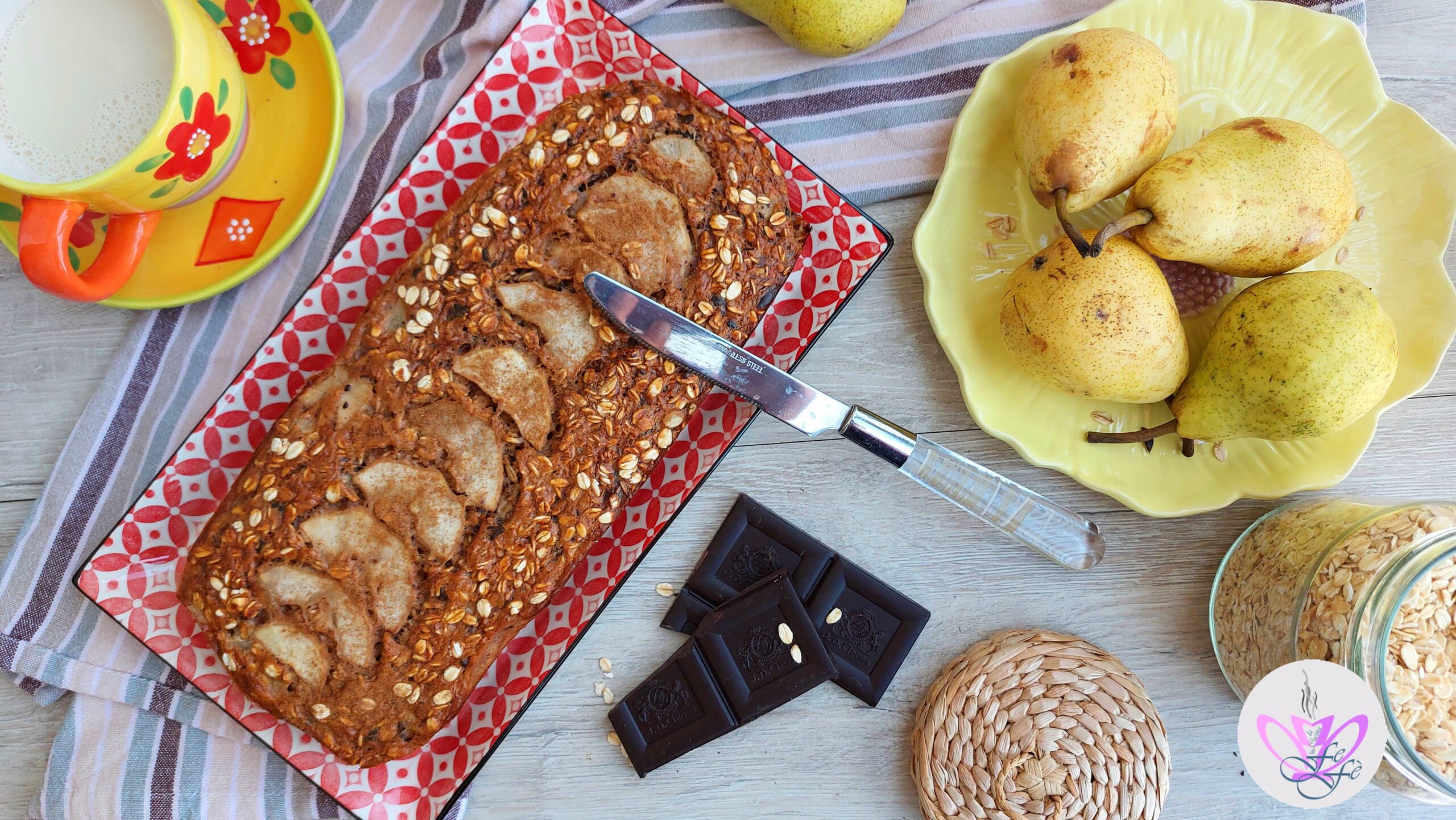 PORRIDGE CAKE WITH PEARS AND CHOCOLATE