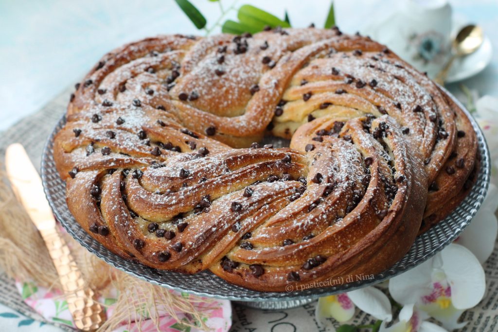 Ricetta torta angelica delle sorelle Simili con gocce di cioccolato i pasticcini di Nina