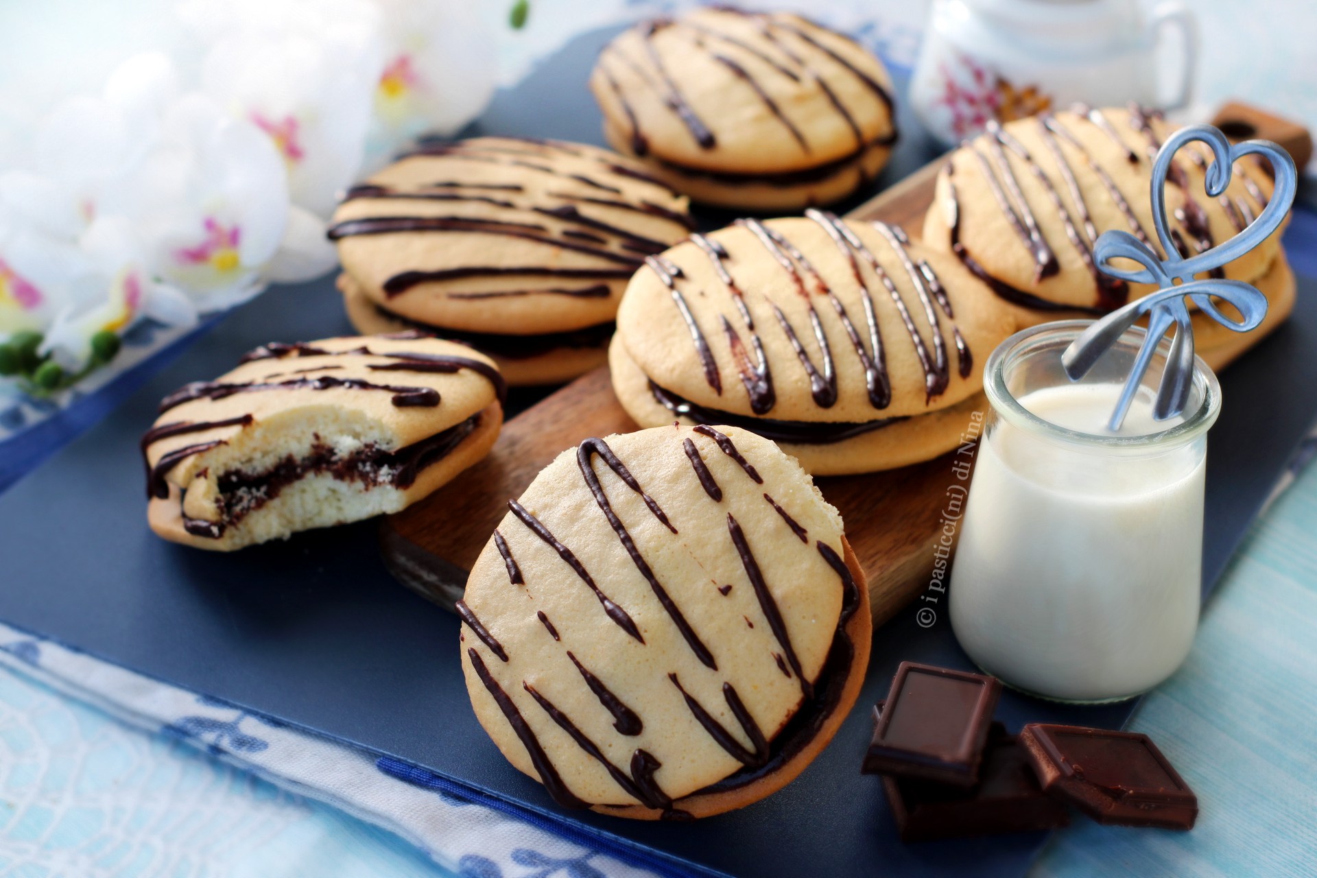 HOMEMADE CHOCOLATE YO-YO SNACKS