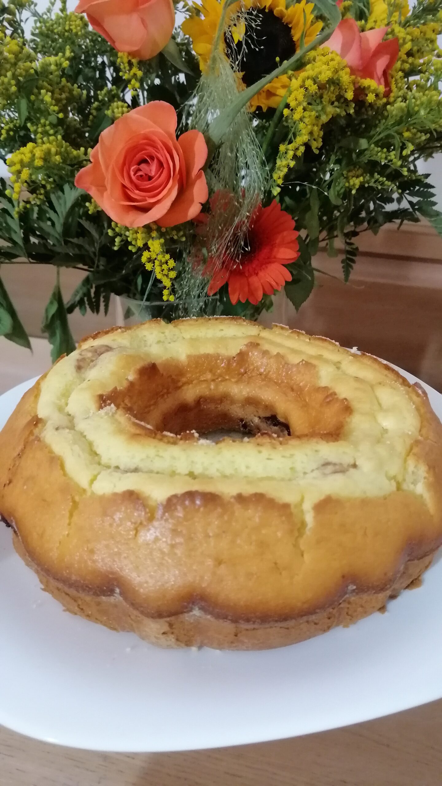 Super Soft Lemon Bundt Cake
