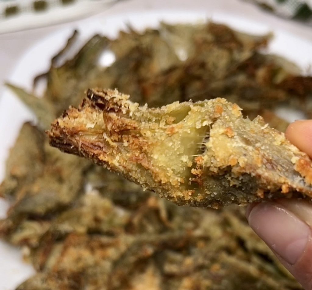 Air-Fryer Gratinated Artichokes, Light and Crispy.