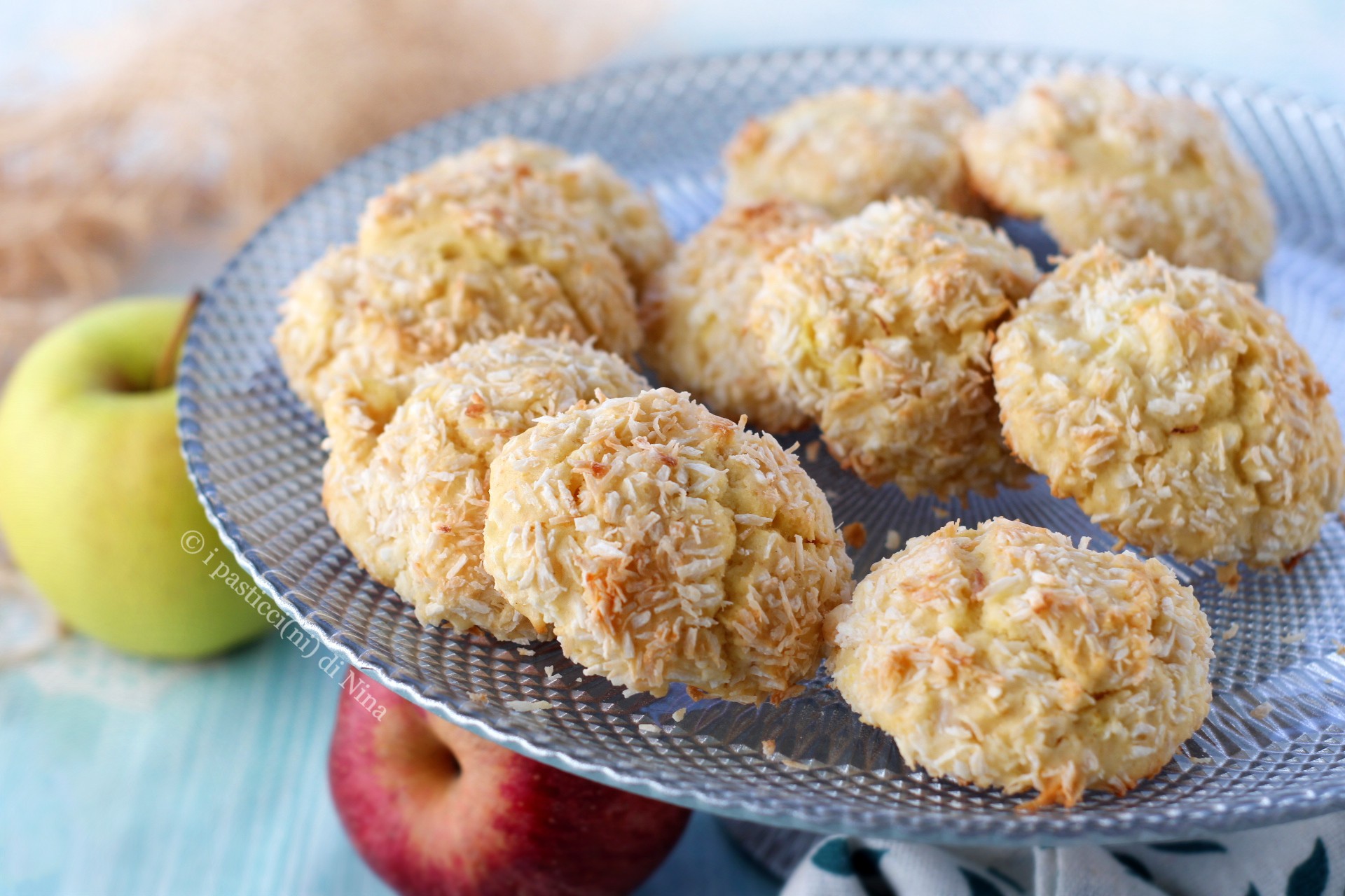 SOFT APPLE AND COCONUT COOKIES