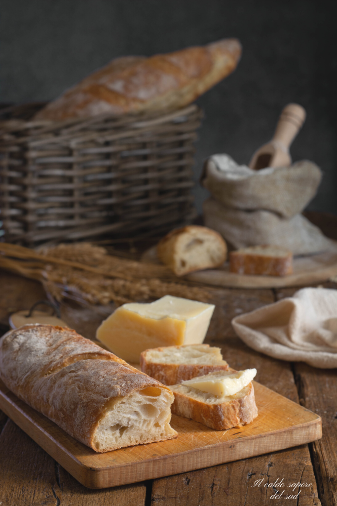 Crispy French baguettes with baker's yeast