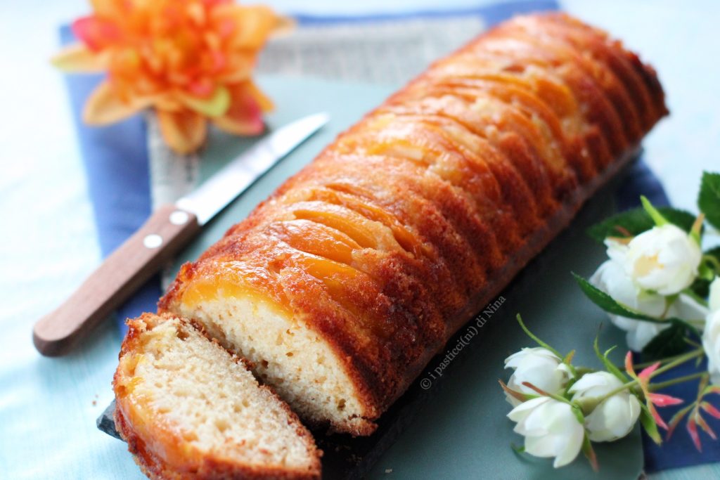 Upside-down peach loaf with canned peaches recipe i pasticcini di Nina